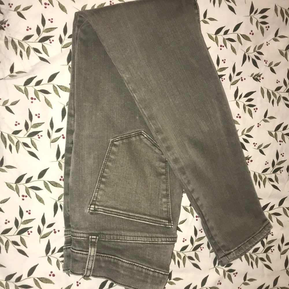 Rustic skinny jeans